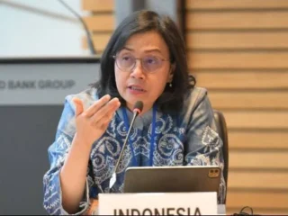 Efisiensi Berlanjut, Sri Mulyani Hapus Uang Rapat ASN hingga Pangkas Honor Pengelola Keuangan