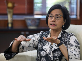 Mulai 2026, PNS Tak Lagi Terima Uang Pulsa & Uang Rapat Harian - Sri Mulyani Resmi Pangkas Tunjangan Digital ASN