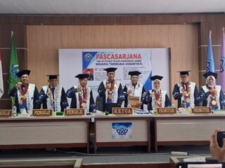 Tak Ada Jalan Pintas Menuju Puncak: Elyusnadi Buktikan dengan Gelar S3