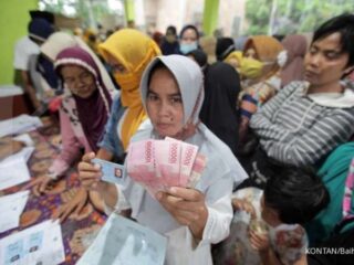 Kemensos Coret 200 Ribu KK dari Bansos Gara-Gara Judi Online