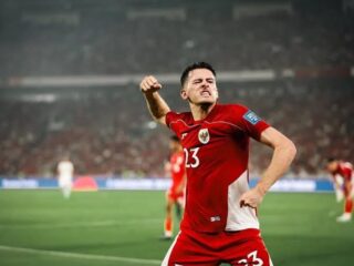 "Justin Hubner, El Preman, Mulai Babak Baru Mengguncang Eredivisie!"