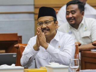 Main Judol Pakai Uang Bansos? 200 Ribu Penerima Dicoret Kemensos
