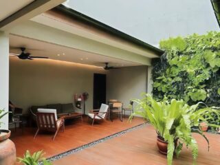 Tiembi, Cafe Hits di Meruya dengan Nuansa Hijau Asri